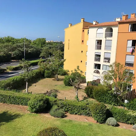 Апартаменти C19 Jules Verne