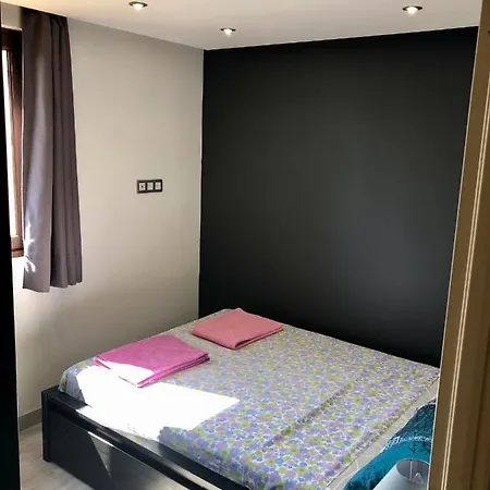 Апартаменти C19 Jules Verne Агд