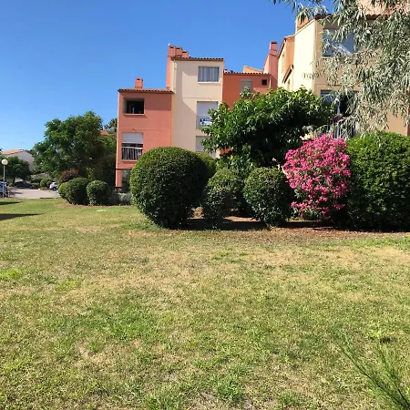 Апартаменти C19 Jules Verne *