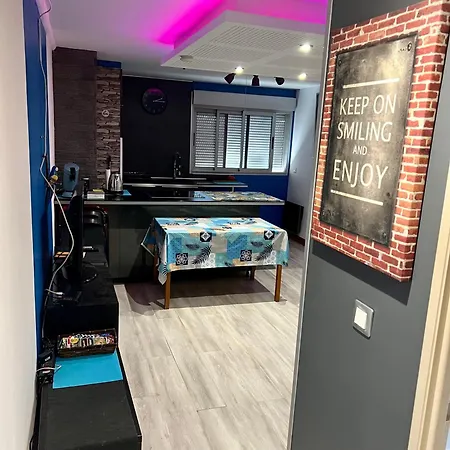 C19 Jules Verne Апартаменти Агд