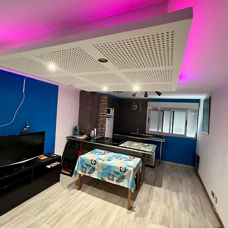 아파트 C19 Jules Verne 아그