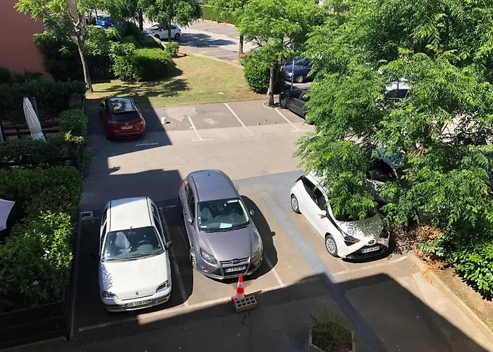 아파트 C19 Jules Verne 아그