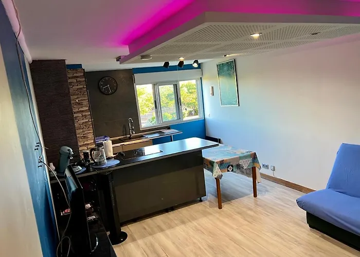 C19 Jules Verne Apartment Agde