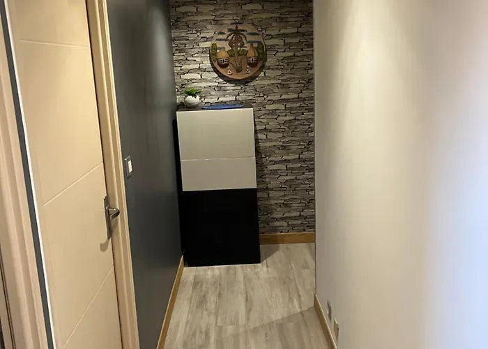 C19 Jules Verne アパート アグド